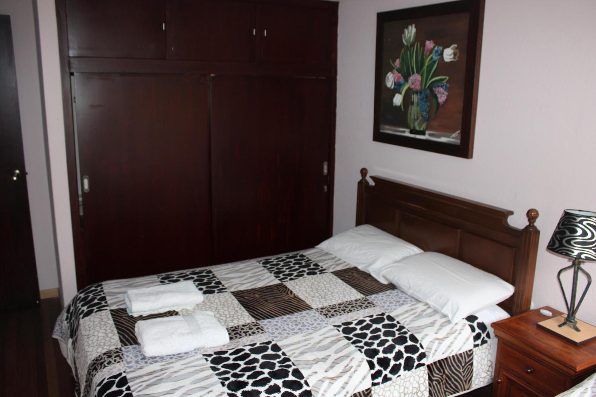 Casa De Tulia Apartment กีโต ภายนอก รูปภาพ